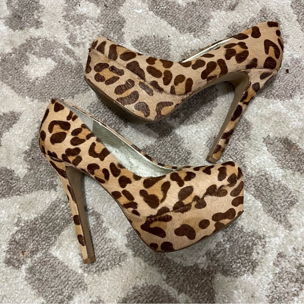 Jessica Simpson Leopard Calfskin Pumps